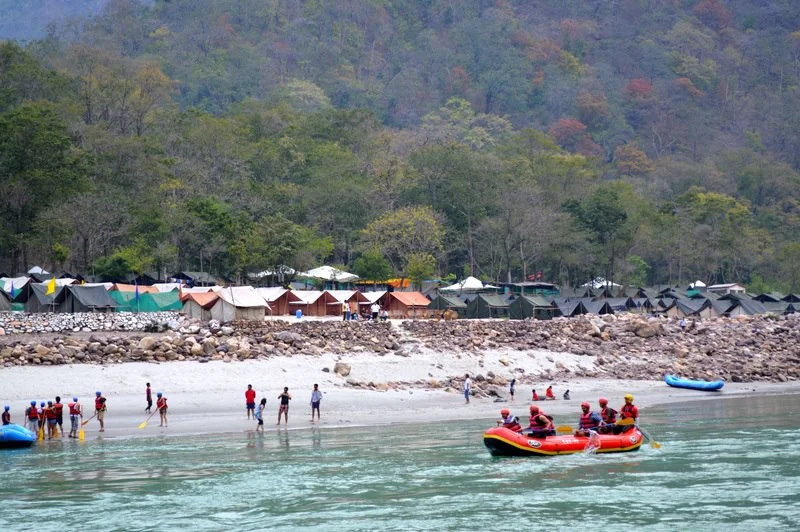 Rishikesh riverside camping taxi from Dehradun