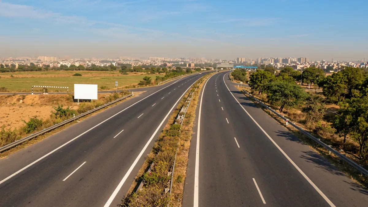 Dehradun to Delhi Cab Service via Expressway - Anywhere Taxi Service, Dehradun